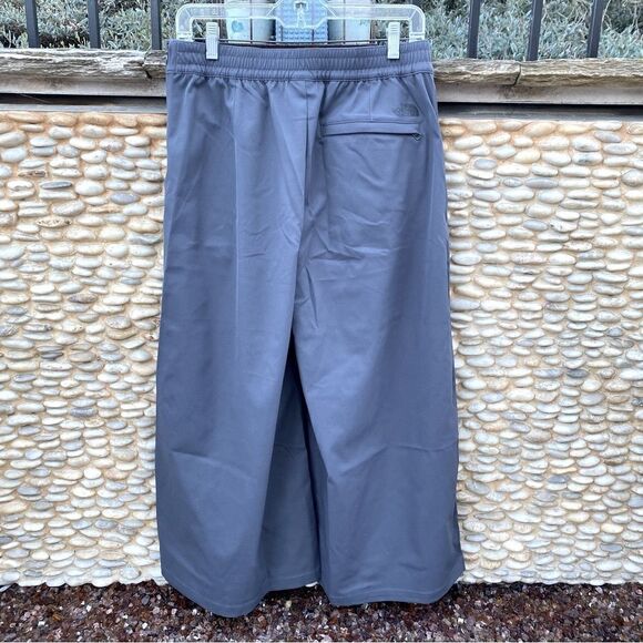 The North Face Gray Relaxed Fit Standard Wide Leg Pants. NWT! Size 10 - Picture 7 of 15